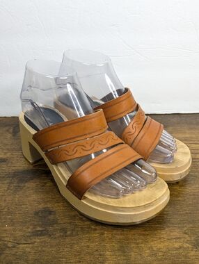 Swedish Hasbeens Jesus Slip In Wooden Sandals 37 US 6.5 7 Tooled Leather Heels